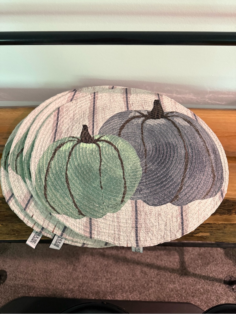 Round Braided Pumpkin Placemats - Mint & Gray